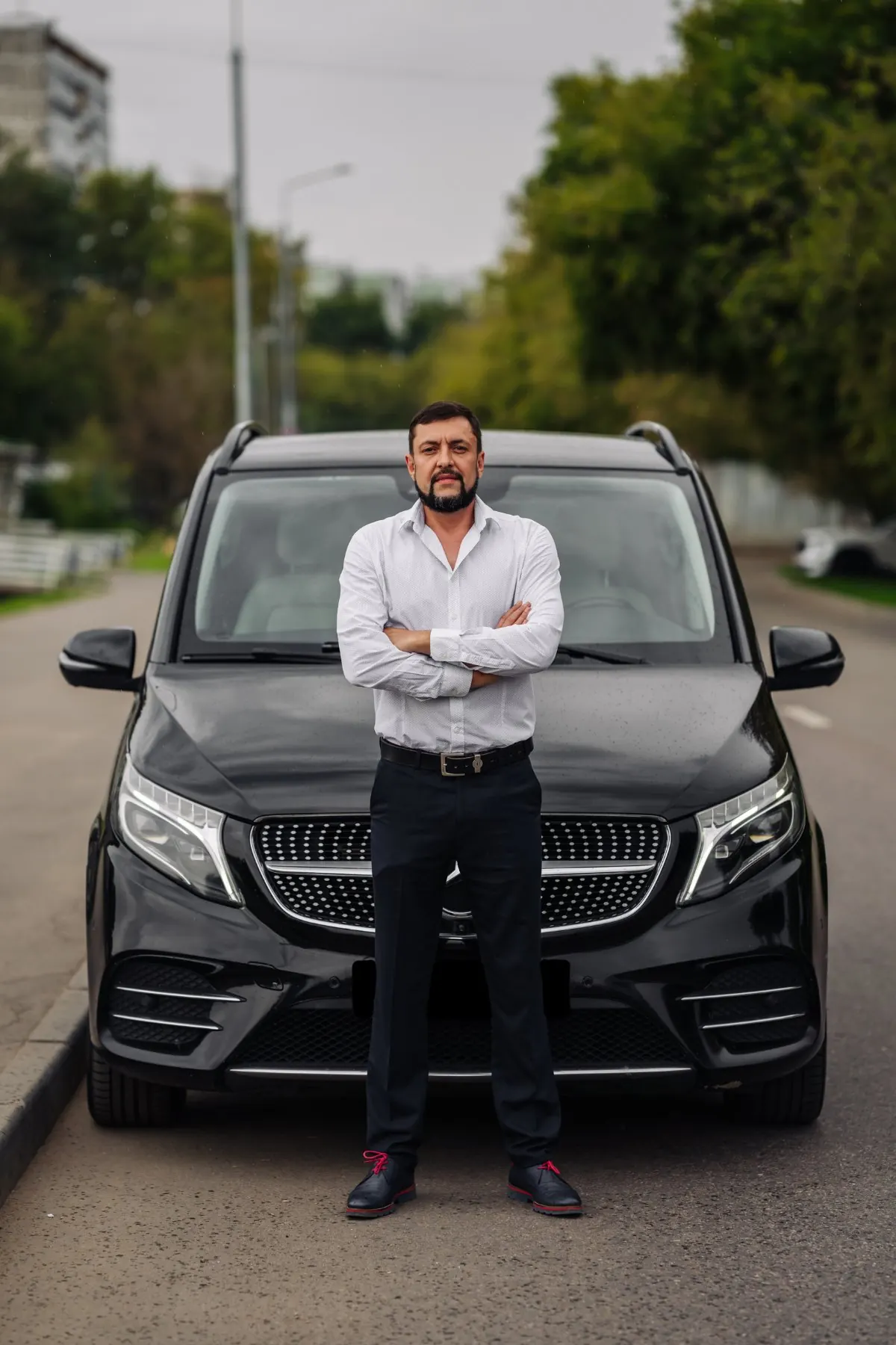 Дмитрий Зотов, личный водитель, у Mercedes-Benz V-Class